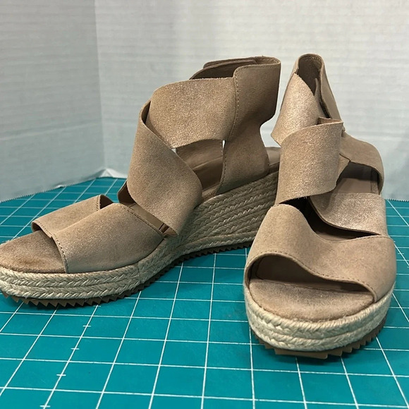 Eileen Fisher Natural Leather Platform Espidrille - Picture 5 of 9